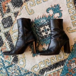 Charles David | Leather Ankle Boot
